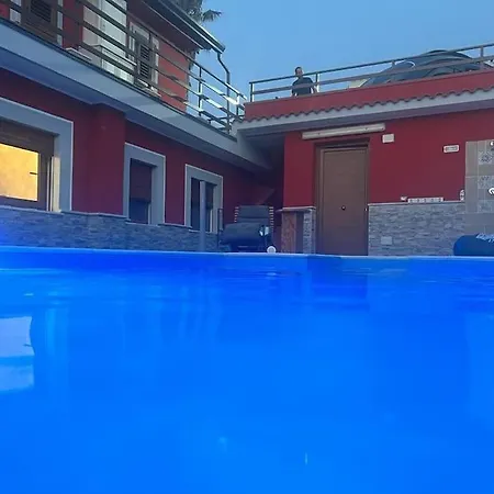 Villa Con Piscina Riscaldata *