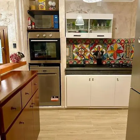 Con Piscina Riscaldata Villa Trabia
